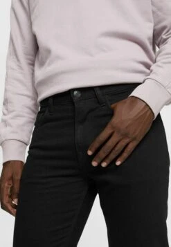 ESPRIT Straight Leg Jeans - Black Dark Washed -Esprit Sales Store 00dd3c8ec7104f95aaf891fef196d125