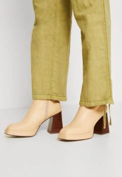 Edc By Esprit Cargo Trousers - Cargo Trousers 11 Edc By Esprit Cargo Trousers - Cargo Trousers -Esprit Sales Store 02457cb603f24ce99d41c2cb5b011e23