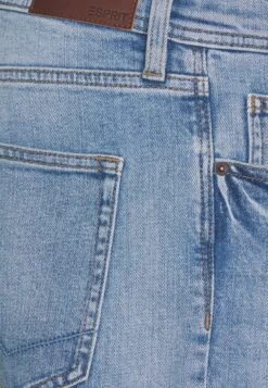ESPRIT Slim Fit Jeans - Blue Light Wash -Esprit Sales Store 05dd9fa5f40e46d7af4213cebd4fe46d