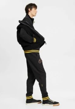 ESPRIT Style Mit Delfinlogoaufnäher - Tracksuit Bottoms - Black -Esprit Sales Store 091bb00eeac445679dd8e9c491f7aead