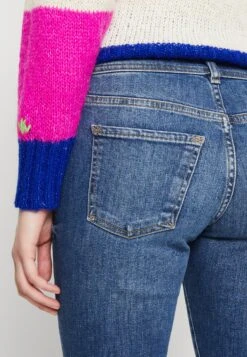 Edc By Esprit Jeans Skinny Fit - Blue Dark Wash -Esprit Sales Store 09a010ebdd55480db609170d1ebf1b98