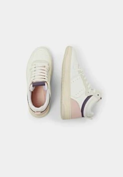 ESPRIT High-Top Trainers - White 8 ESPRIT High-Top Trainers - White -Esprit Sales Store 0bbc4433d95c4a9cb8fe434628d66110