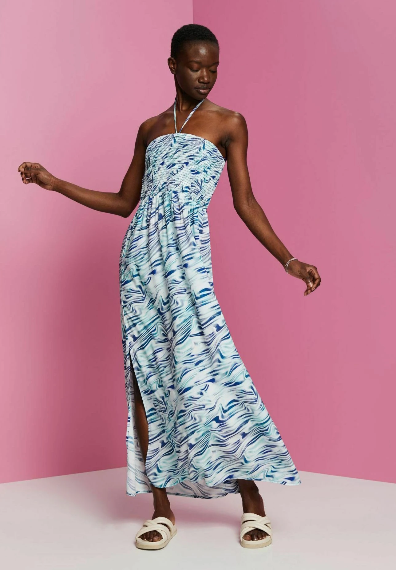 ESPRIT -Mit Print - Beach Accessory - Ink 2 ESPRIT -Mit Print - Beach Accessory - Ink - Image 2