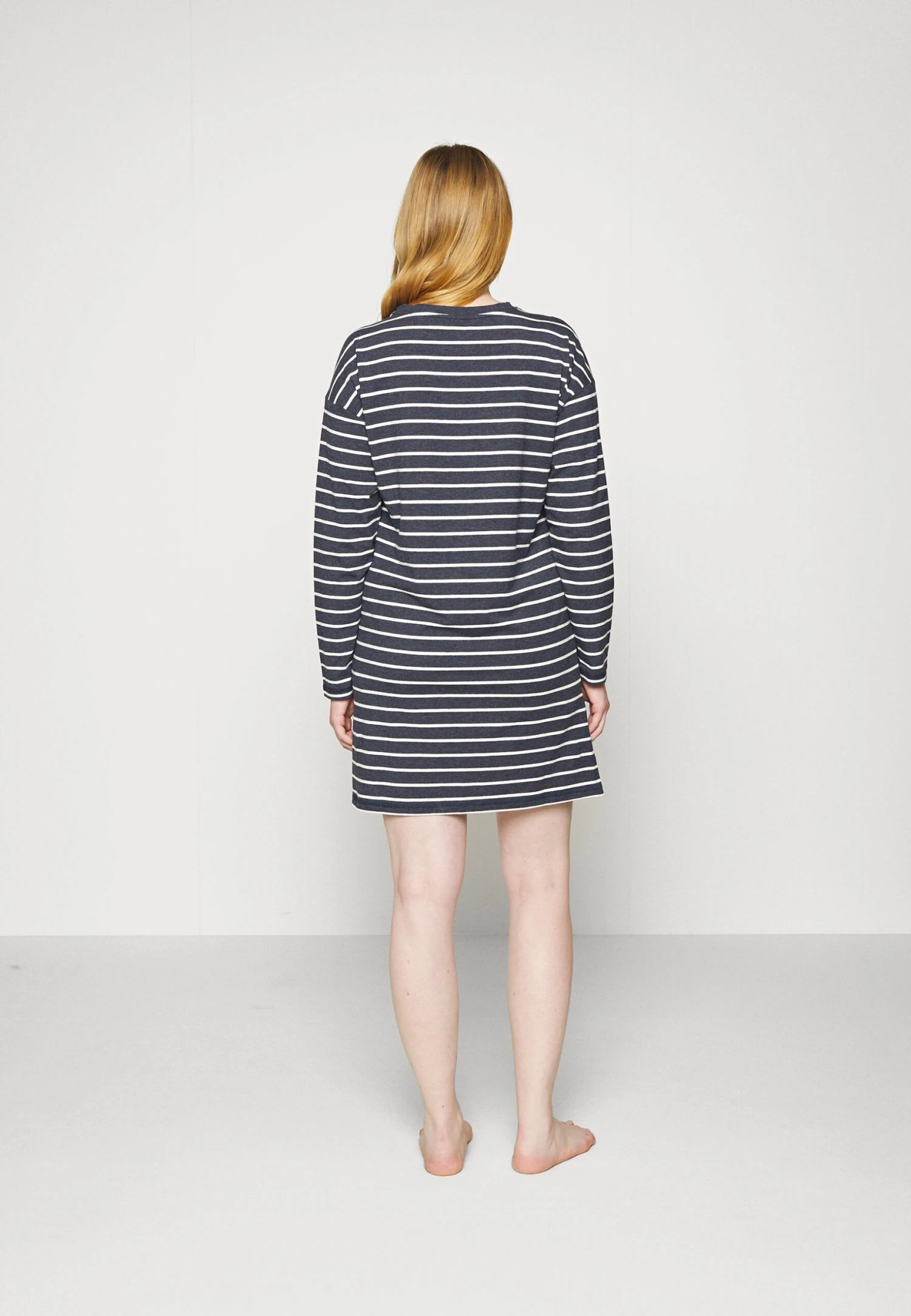 ESPRIT Y/D Stripe Long Slv - Nightie 3 ESPRIT Y/D Stripe Long Slv - Nightie - Image 3