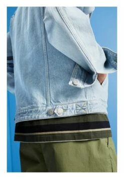 Edc By Esprit Denim Jacket - Blue Bleached -Esprit Sales Store 0f1ba7e656a3489882964ebae52b9078