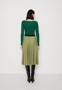 ESPRIT Plissee Skirt - Pleated Skirt - Light Khaki 8 ESPRIT Plissee Skirt - Pleated Skirt - Light Khaki -Esprit Sales Store 0f1cc7c898b94b1fa5849361b018a5c6