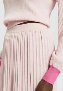 ESPRIT Plissierter- A-Line Skirt - Pink -Esprit Sales Store 18070acac00f4da2ba0903ee80d54a16