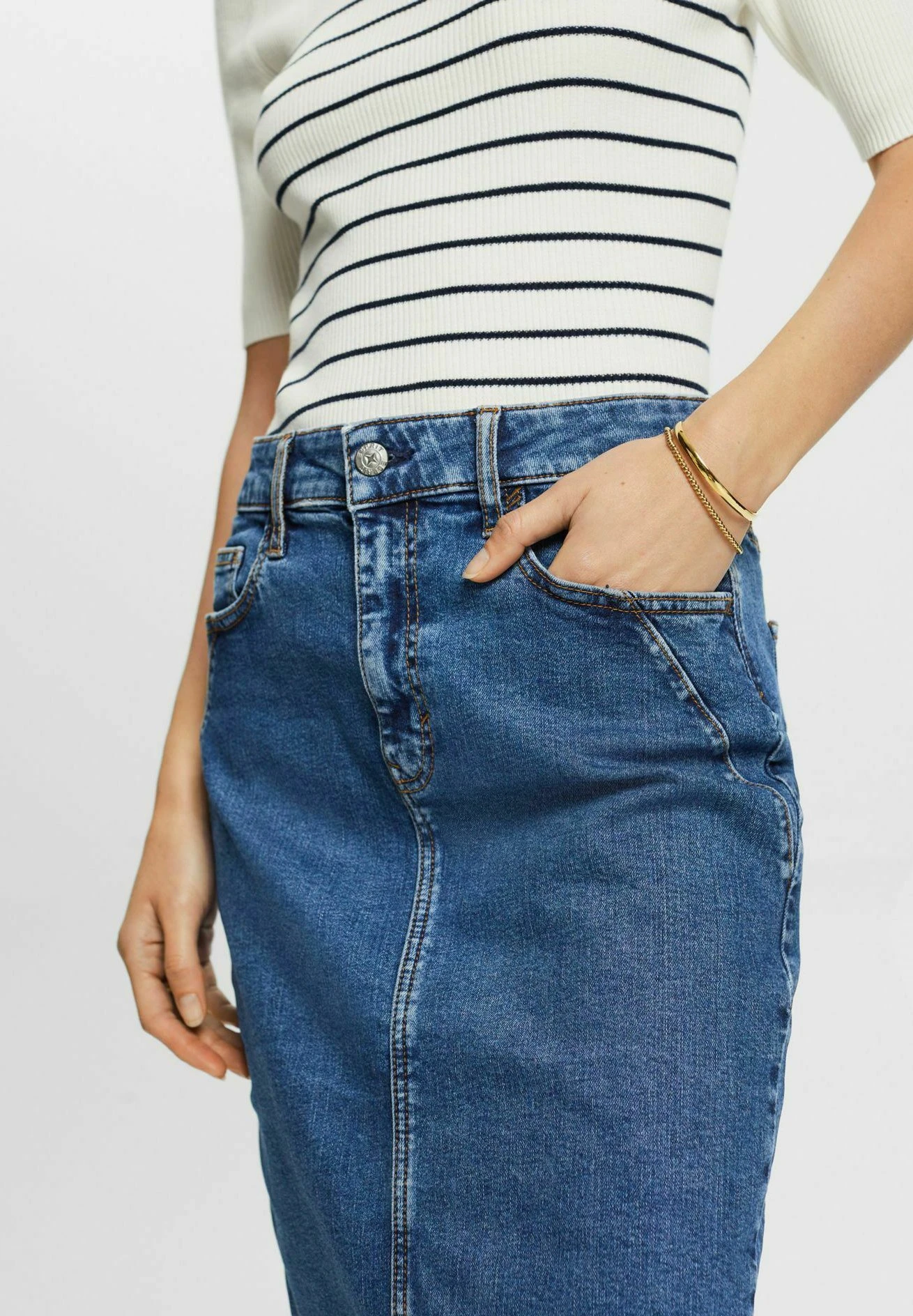 ESPRIT Denim Skirt - Blue Medium Wash 4 ESPRIT Denim Skirt - Blue Medium Wash - Image 4