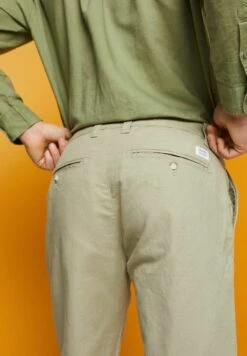 ESPRIT Im Stil - Shorts - Light Green 17 ESPRIT Im Stil - Shorts - Light Green -Esprit Sales Store 21c2079d5a53422995a427ea4a7e2811