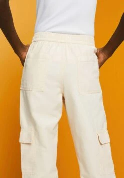 ESPRIT Cargo Trousers - Pastel Pink 18 ESPRIT Cargo Trousers - Pastel Pink -Esprit Sales Store 22b764f3688a4291a779a03f449507be