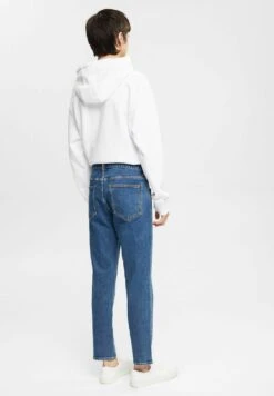 Edc By Esprit Stretch - Straight Leg Jeans - Blue Medium Wash -Esprit Sales Store 2a996f520b074a93a85ab6636f85e37d
