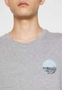 ESPRIT Print T-Shirt - Medium Grey -Esprit Sales Store 321b355fc61647cca3746387995d9d91