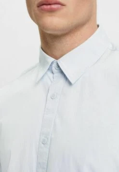 Edc By Esprit Kurzärmeliges - Shirt - Light Blue 11 Edc By Esprit Kurzärmeliges - Shirt - Light Blue -Esprit Sales Store 35016a57190340afa3f73f84d3b610ce