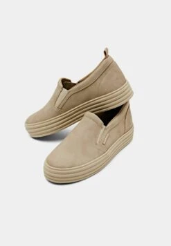 ESPRIT Trainers - Sand 13 ESPRIT Trainers - Sand -Esprit Sales Store 3c0c455616bb4b399a720779fff28f46