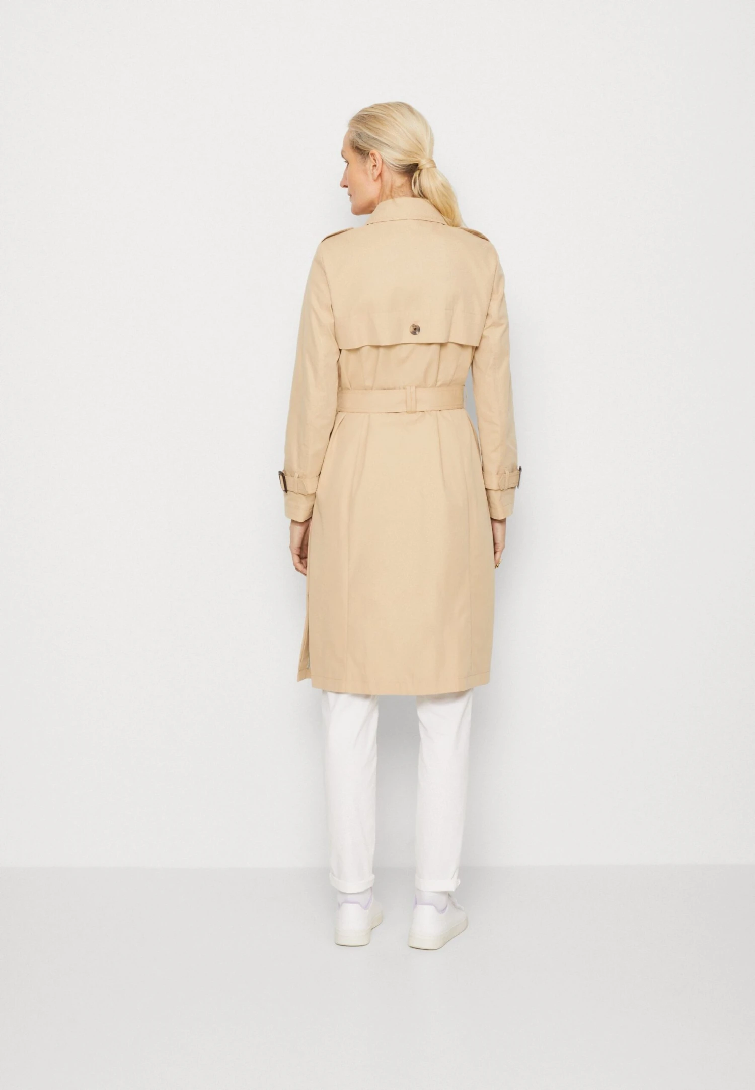 ESPRIT Classic - Trenchcoat - Sand 3 ESPRIT Classic - Trenchcoat - Sand - Image 3