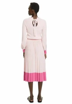 ESPRIT Plissierter- A-Line Skirt - Pink -Esprit Sales Store 3f99691bb6cd489c834d90a63c000762
