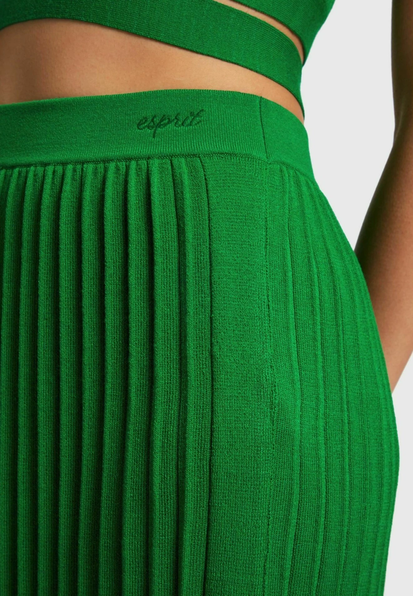 ESPRIT Flat - A-Line Skirt - Green 3 ESPRIT Flat - A-Line Skirt - Green - Image 3