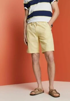 ESPRIT Shorts - Dusty Yellow -Esprit Sales Store 4a45f42efba0472fb936140deb8b8238