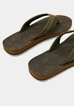 ESPRIT Mit Details - T-Bar Sandals - Khaki Green -Esprit Sales Store 4fc1030664254941b84e7daf11106b13