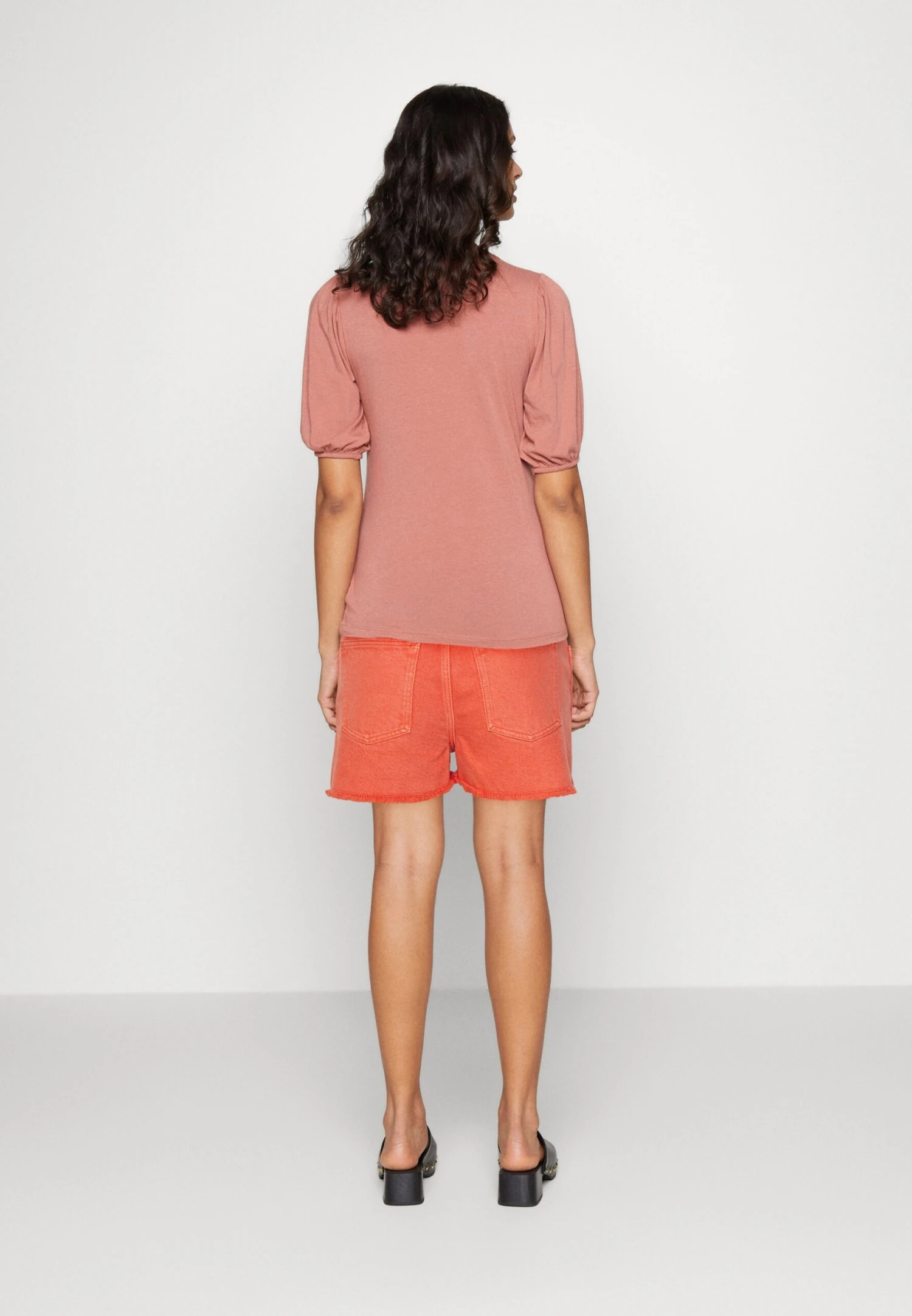 Edc By Esprit Col- Denim Shorts - Coral Orange 3 Edc By Esprit Col- Denim Shorts - Coral Orange - Image 3