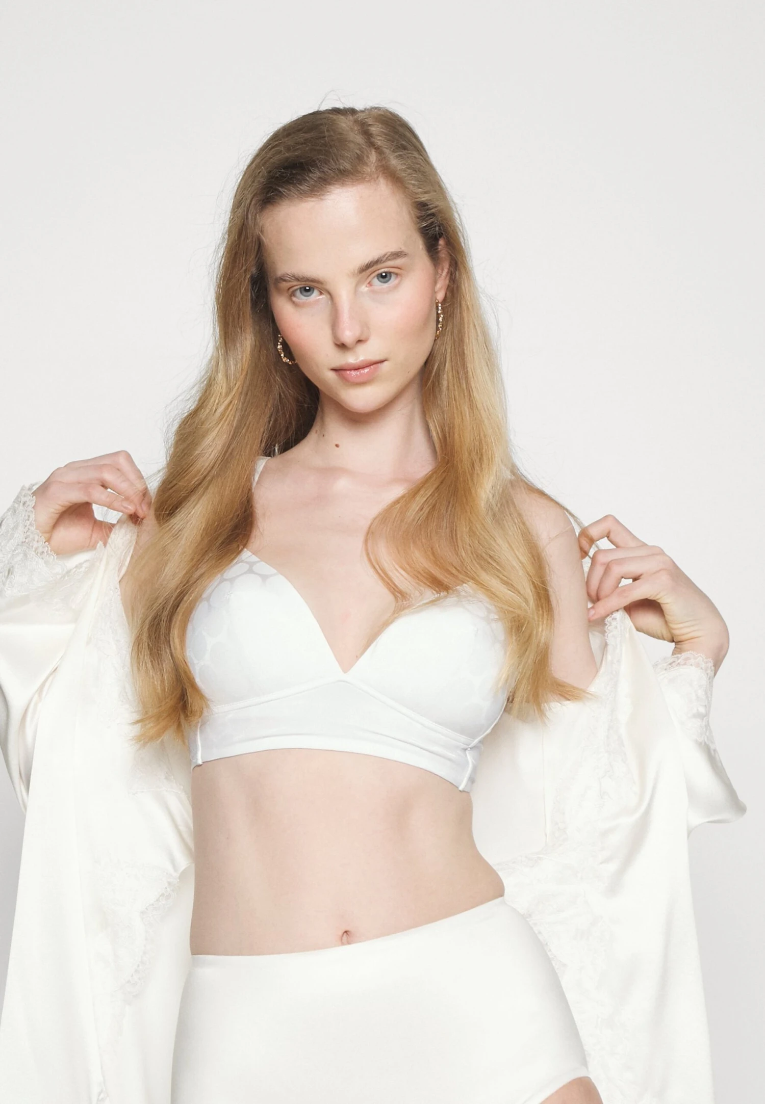 ESPRIT Deluster - T-Shirt Bra - Off White 4 ESPRIT Deluster - T-Shirt Bra - Off White - Image 4