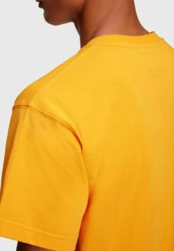 ESPRIT Yagi Archive Mit Grafik Print - Print T-Shirt -Esprit Sales Store 52336ae1dc7645709d37fe938bf8fbe9