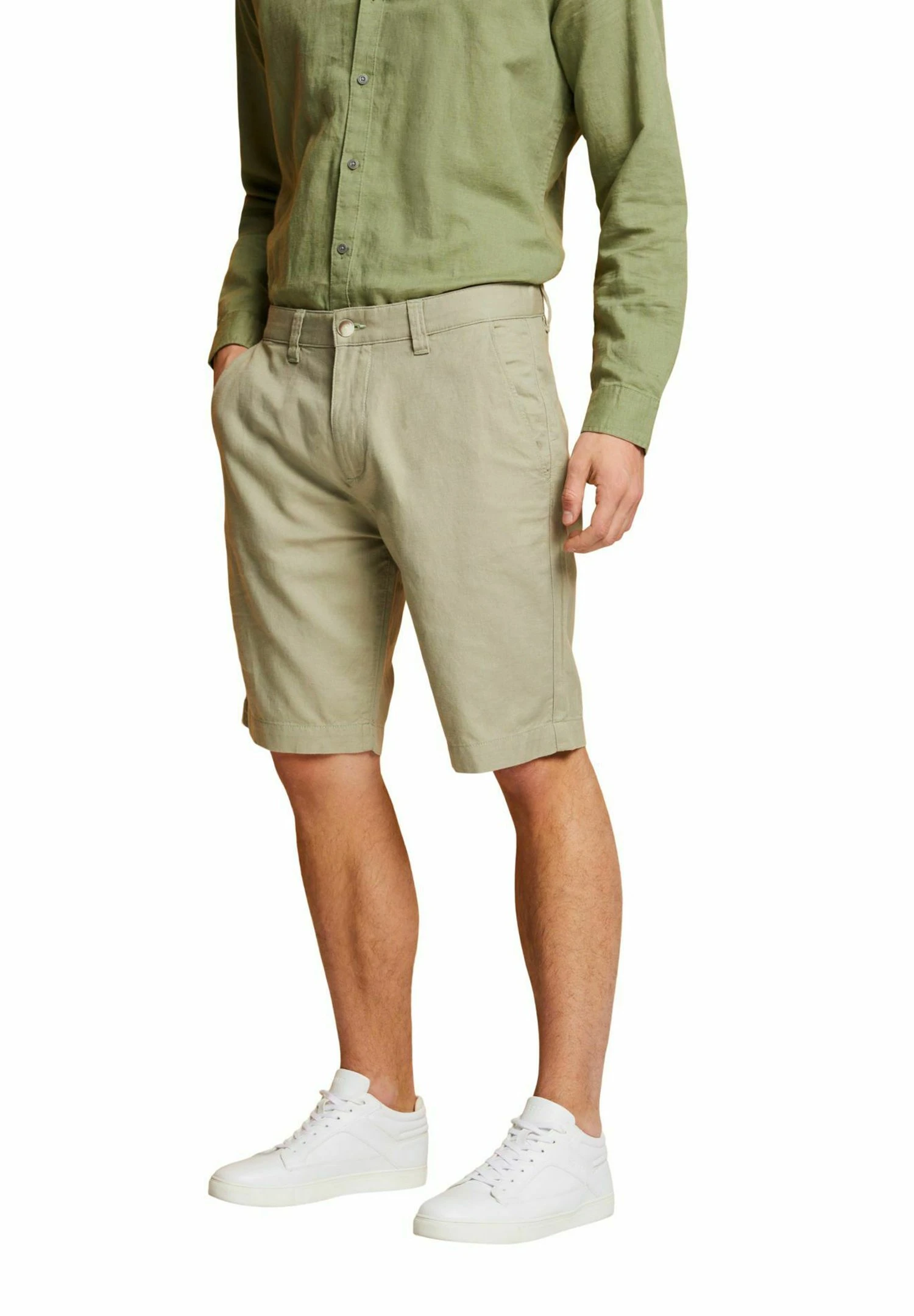 ESPRIT Im Stil - Shorts - Light Green 1 ESPRIT Im Stil - Shorts - Light Green