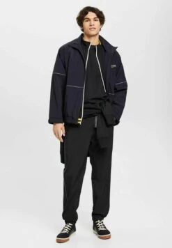 ESPRIT Windbreaker - Light Jacket - Navy -Esprit Sales Store 647847f696f847dda2478f3812272759