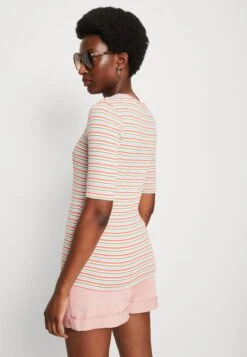 Edc By Esprit Key Shape - Print T-Shirt -Esprit Sales Store 649d4b85db6b46e9a3b826d184804910