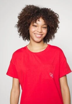 ESPRIT Valentine - Nightie - Red 9 ESPRIT Valentine - Nightie - Red -Esprit Sales Store 657988d564fe4712b8014edd80199429