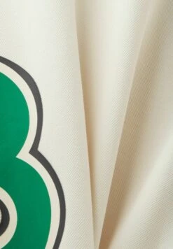 ESPRIT Cropped- Training Jacket - Off White 11 ESPRIT Cropped- Training Jacket - Off White -Esprit Sales Store 69e97fc82e354b278e67ad2b74fd973d