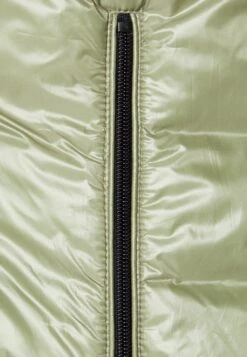 ESPRIT Ultra Light Vest - Waistcoat 7 ESPRIT Ultra Light Vest - Waistcoat -Esprit Sales Store 6c5efbb313ce472ab2459cea6d150360