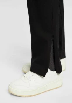 ESPRIT Mit Geschlitzten Säumen Und Reissverschluss - Trousers - Black -Esprit Sales Store 72a30a6956ba48299576434fd7f6ea1c
