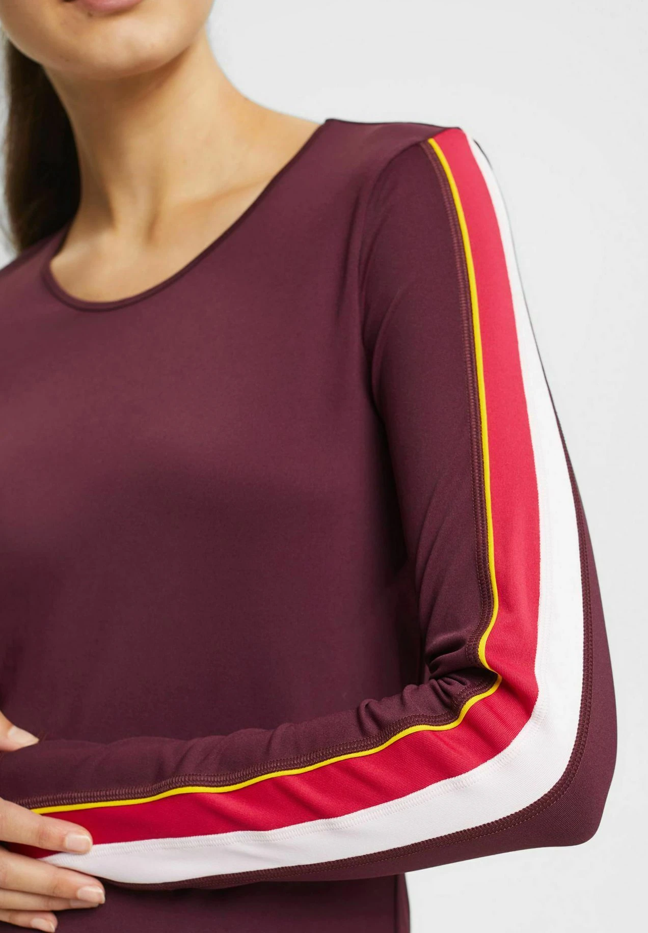 Mit E Dry Ausrüstung - Long Sleeved Top 4 Mit E Dry Ausrüstung - Long Sleeved Top - Image 4