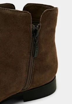 ESPRIT Ankle Boots - Light Khaki 11 ESPRIT Ankle Boots - Light Khaki -Esprit Sales Store 7a9fce50ff6d4c94926284b8c7a458b5