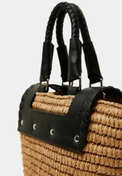 ESPRIT Mit Details - Handbag - Black 9 ESPRIT Mit Details - Handbag - Black -Esprit Sales Store 80e1032444464e49bd8717ebb83a16ed