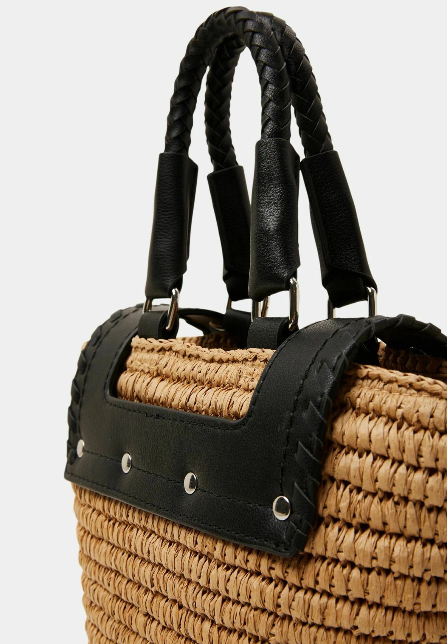 ESPRIT Mit Details - Handbag - Black 4 ESPRIT Mit Details - Handbag - Black - Image 4