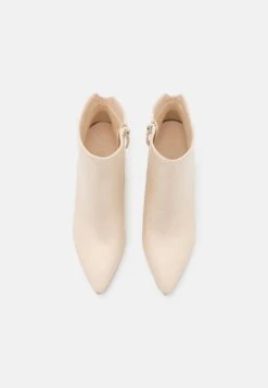 ESPRIT Bridal Bootie - Classic Ankle Boots - Ivory -Esprit Sales Store 8296c451b73d4ac185257d8a287df738