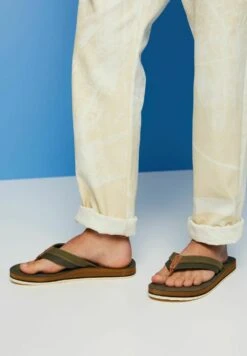 ESPRIT Mit Details - T-Bar Sandals - Khaki Green