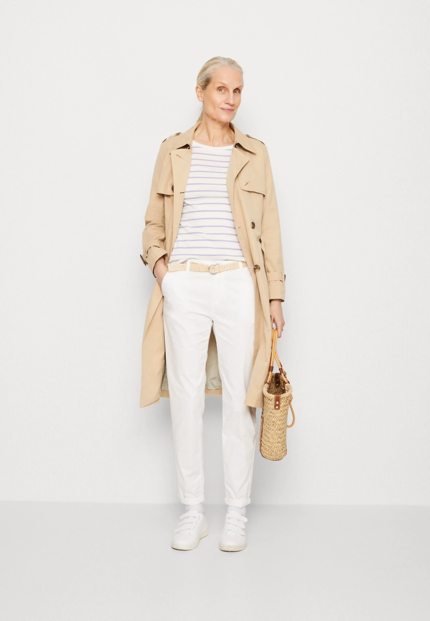 ESPRIT Classic - Trenchcoat - Sand 2 ESPRIT Classic - Trenchcoat - Sand - Image 2