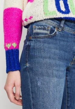 Edc By Esprit Jeans Skinny Fit - Blue Dark Wash -Esprit Sales Store 91b08c2a0ae344bfa6e0a226aa68f6ab