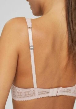 ESPRIT Modern Classic Padded High Apex - Underwired Bra - Old Pink 15 ESPRIT Modern Classic Padded High Apex - Underwired Bra - Old Pink -Esprit Sales Store 9524f73e483b4e919acec26160b8521e