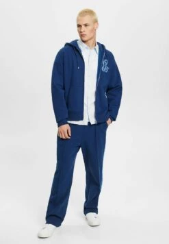 Edc By Esprit Kurzärmeliges - Shirt - Light Blue 12 Edc By Esprit Kurzärmeliges - Shirt - Light Blue -Esprit Sales Store 9972358fdae34cae944b55c4f8ecec9d