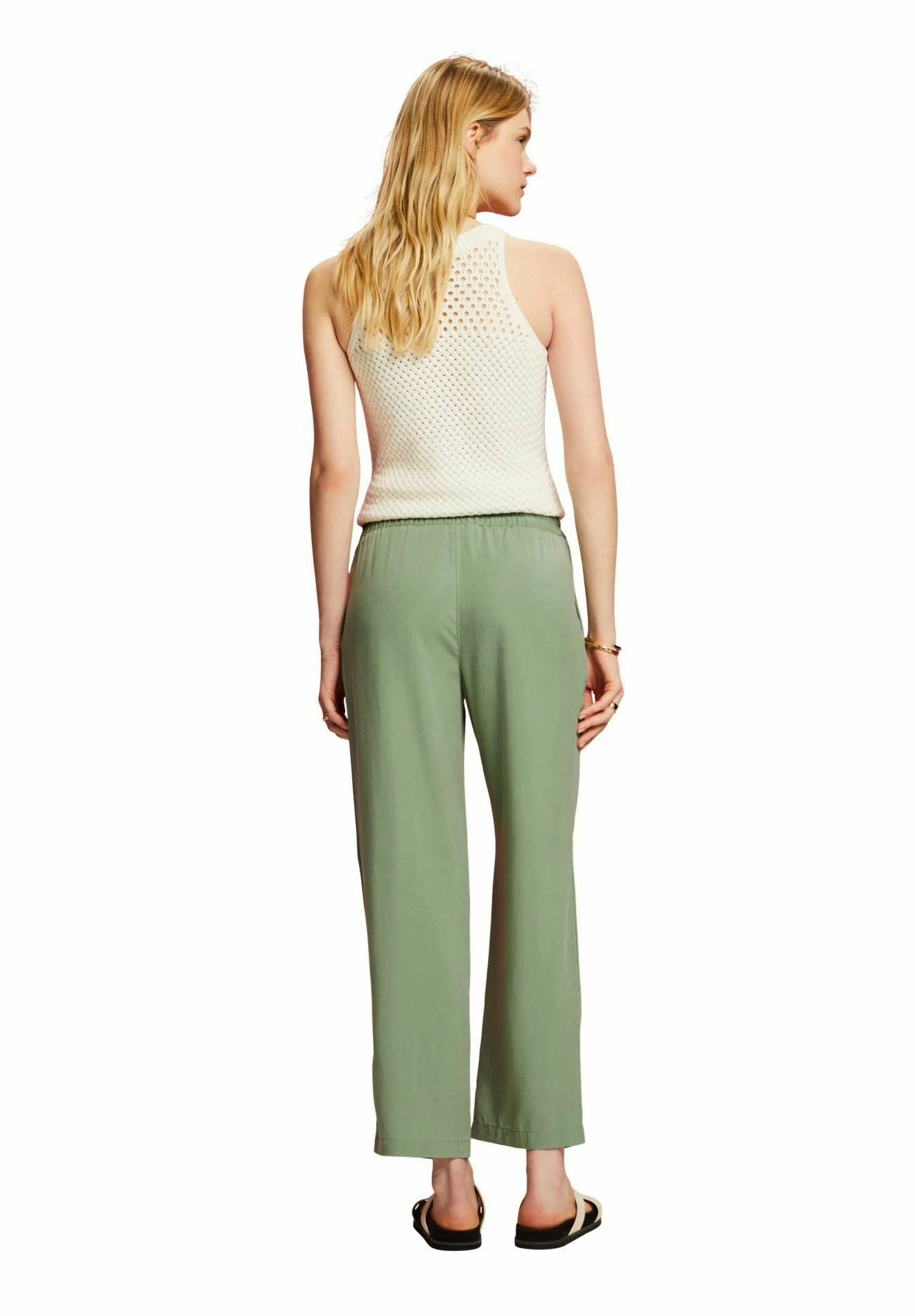 Edc By Esprit Shiny - Trousers - Pale Khaki 2 Edc By Esprit Shiny - Trousers - Pale Khaki - Image 2