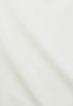 Basic T-Shirt - Off White -Esprit Sales Store a080d1d64f2a4e40934bd274909c5b40