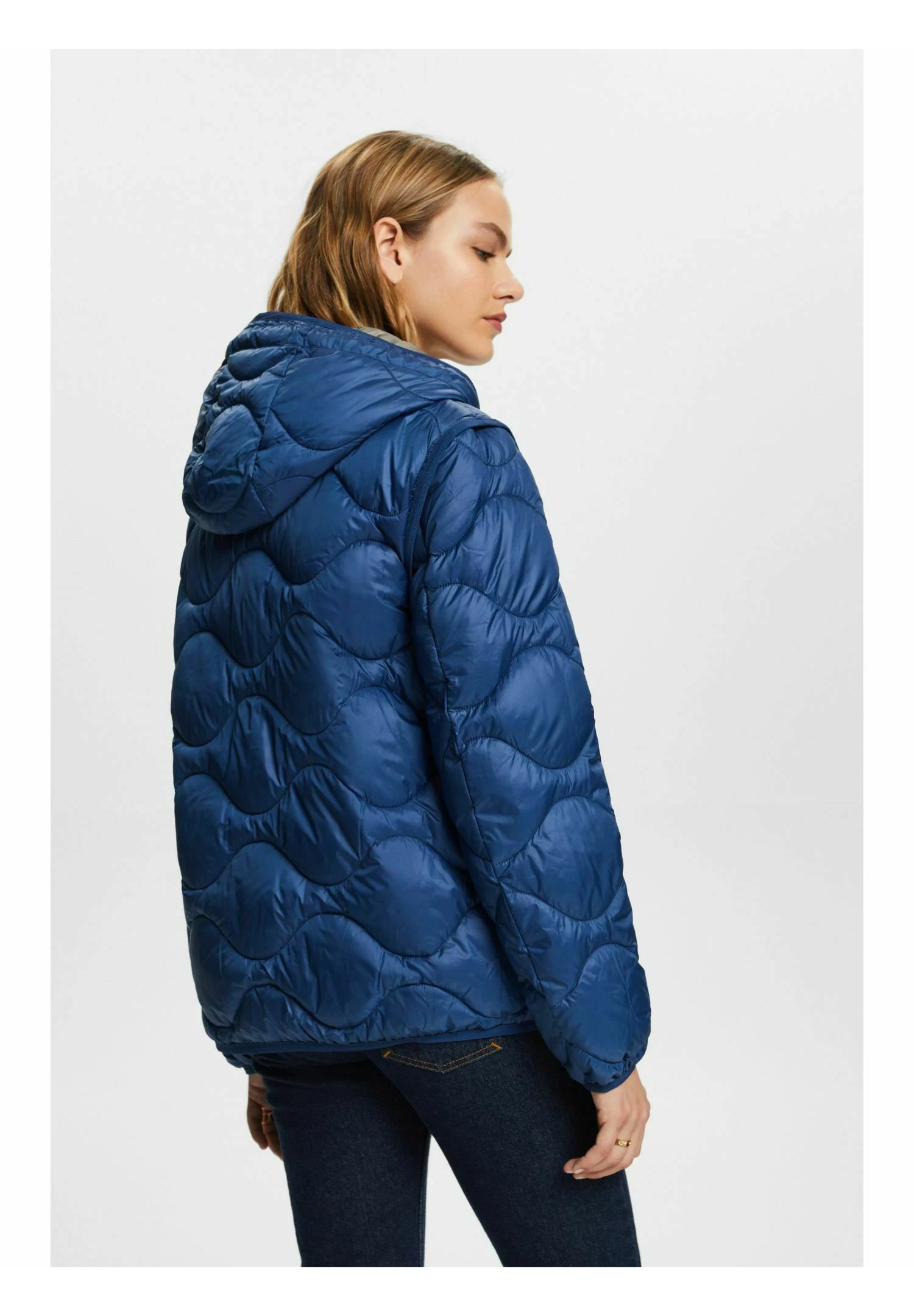 ESPRIT Recycelt Wandelbare Stepp Mit - Winter Jacket 3 ESPRIT Recycelt Wandelbare Stepp Mit - Winter Jacket - Image 3