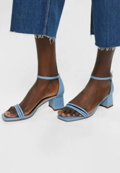 ESPRIT Sandals - Light Blue