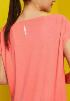 Basic T-Shirt - Basic T-Shirt -Esprit Sales Store a928ae5494e14be4ad8ba3f8bd9f3fb1