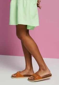 ESPRIT Mit Schnalle - Mules - Caramel