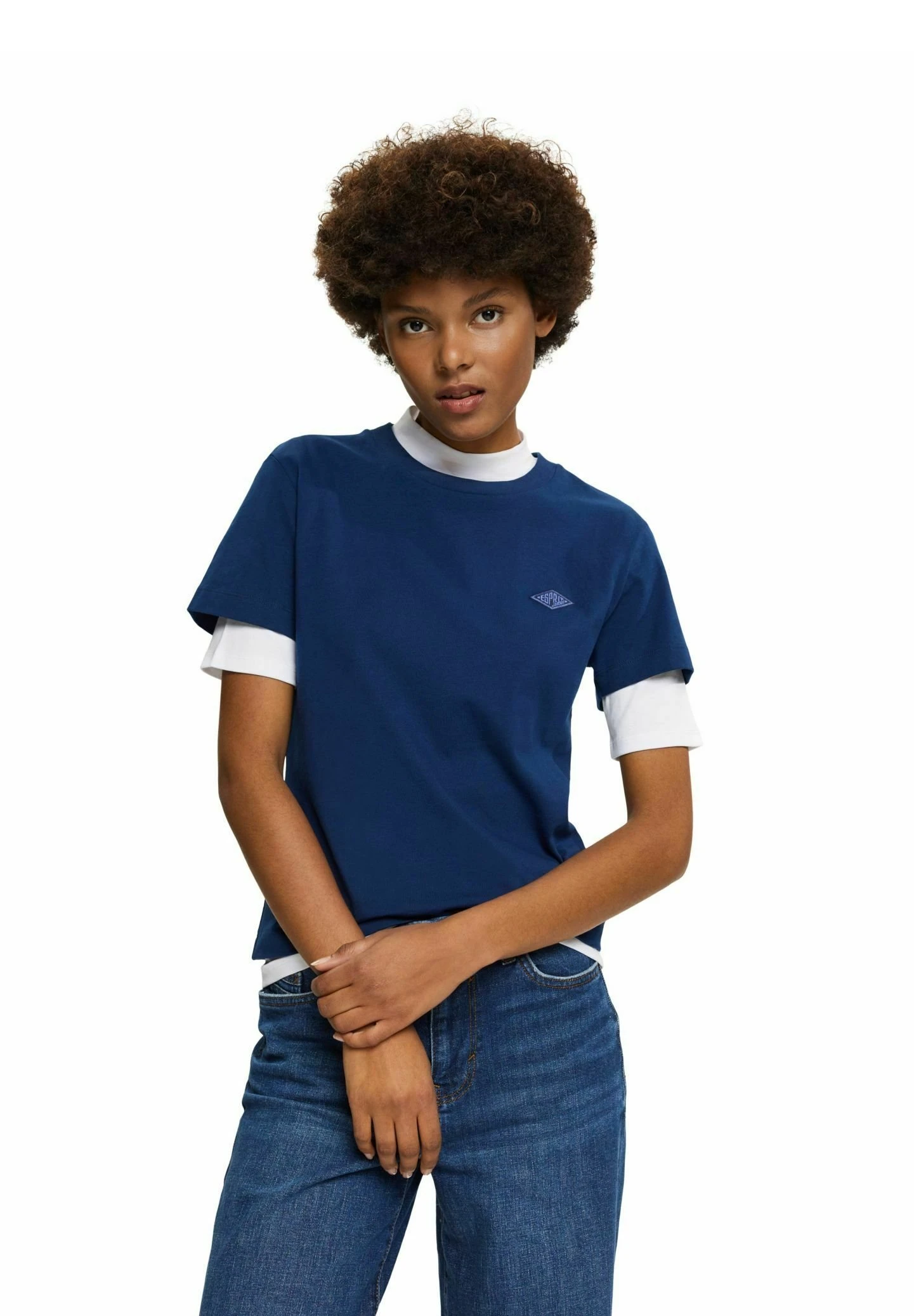 ESPRIT Mit Logo Stickerei - Basic T-Shirt - Ink 6 ESPRIT Mit Logo Stickerei - Basic T-Shirt - Ink - Image 6